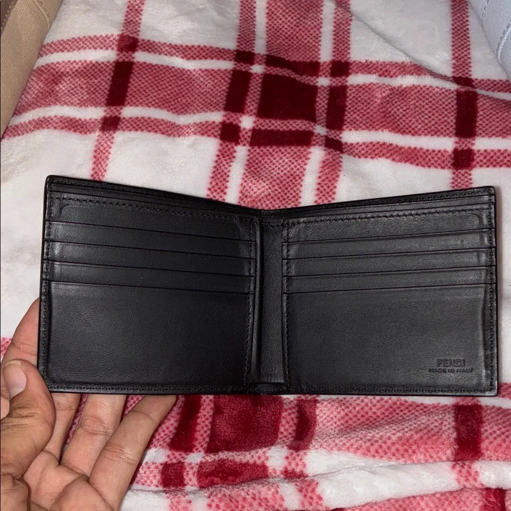 Fendi Special edition Black and Green Men's Wallet - Picture 3 of 5